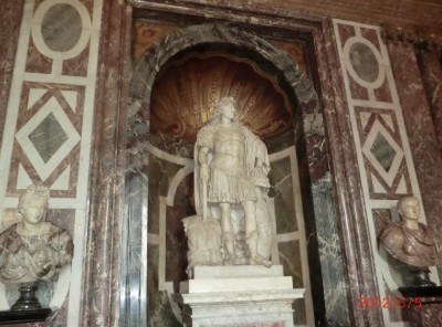 ルイ14世像